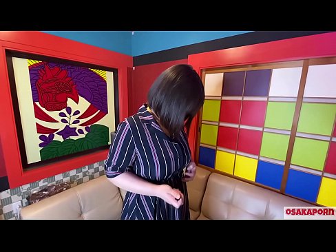 ❤️ Puttana giapponese con grandi tette si masturba con sex toys e ha un orgasmo. Parla in un'intervista della sua esperienza di scopata. Tette enormi e figa pelosa che geme forte. Osakaporn ️❌ Video di sessoal it.megaofertas.top